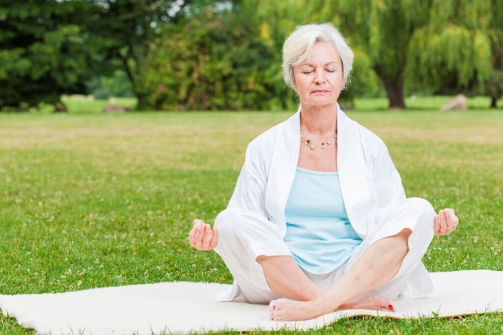 5 sfaturi de lifestyle de la o yoghină de 92 de ani